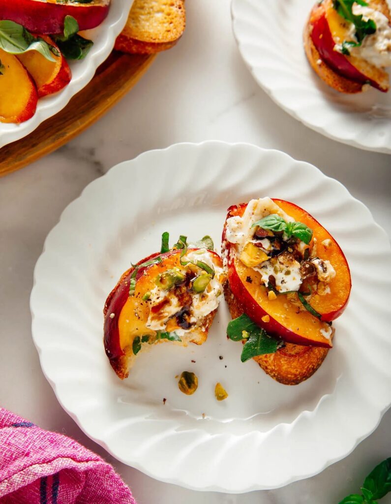 photo of peach burrata salad